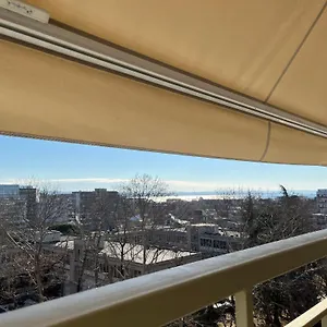 Daire Great View Luxury Living-metro Station, Selanik
